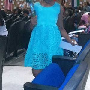 ✨Gently used Turquoise Girls dress